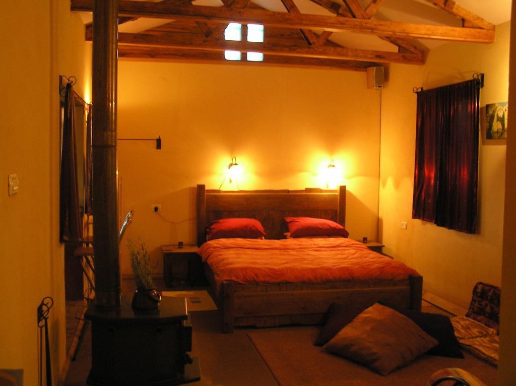 Si-Har Chalets Nimrod エクステリア 写真