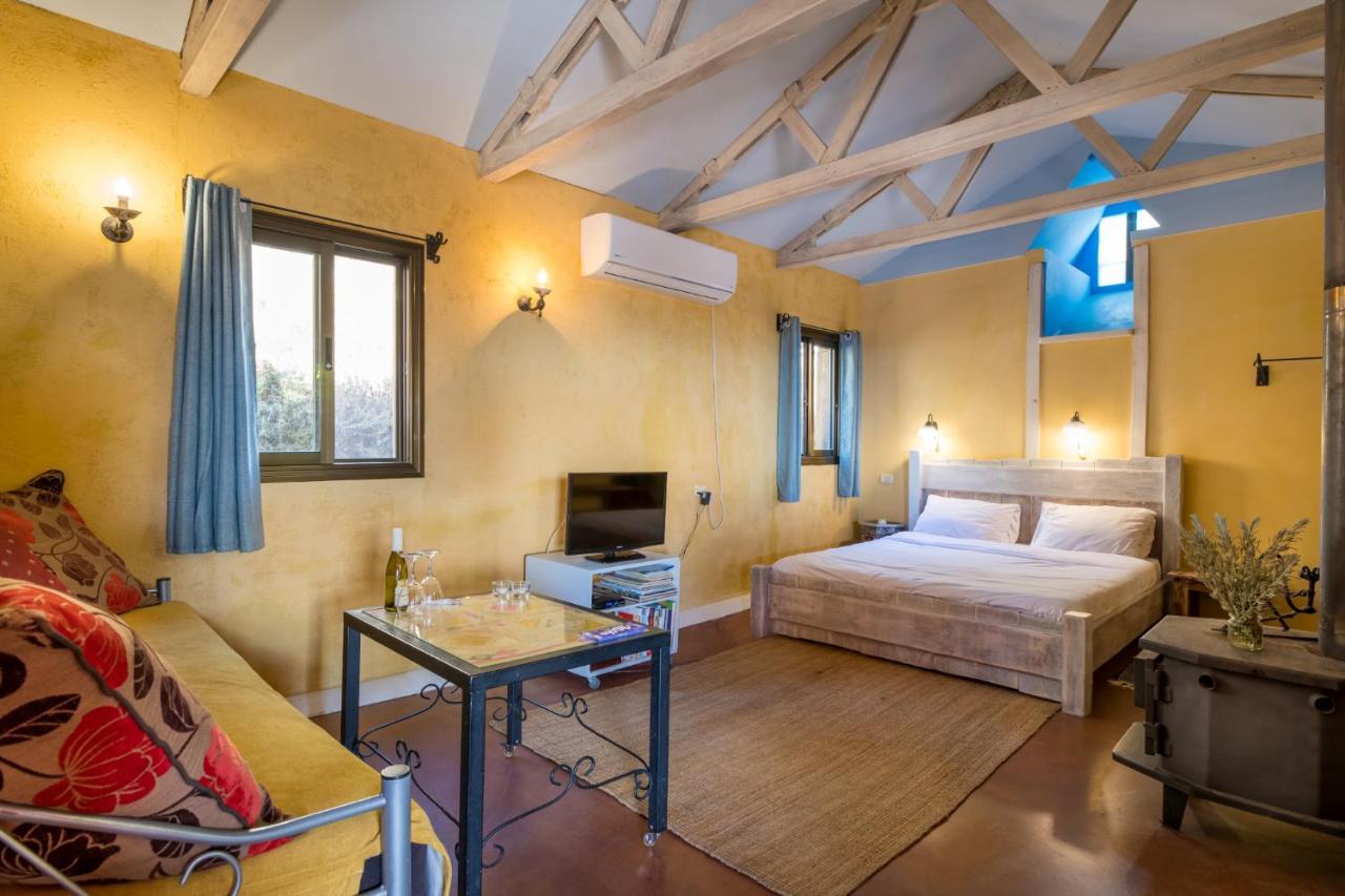 Si-Har Chalets Nimrod エクステリア 写真