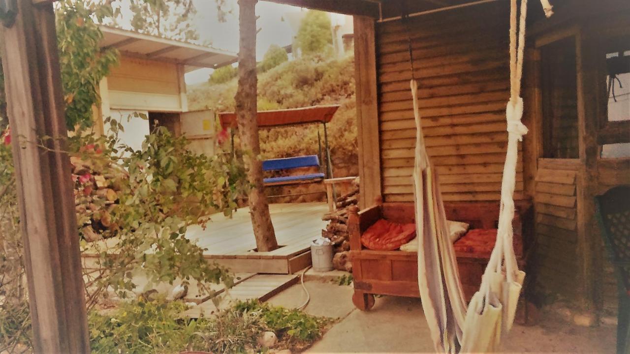 Si-Har Chalets Nimrod エクステリア 写真