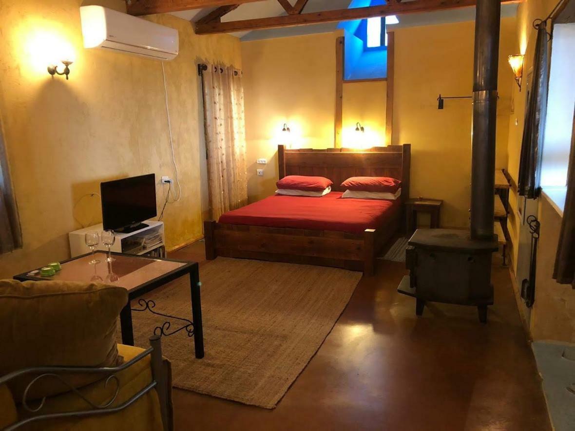 Si-Har Chalets Nimrod エクステリア 写真