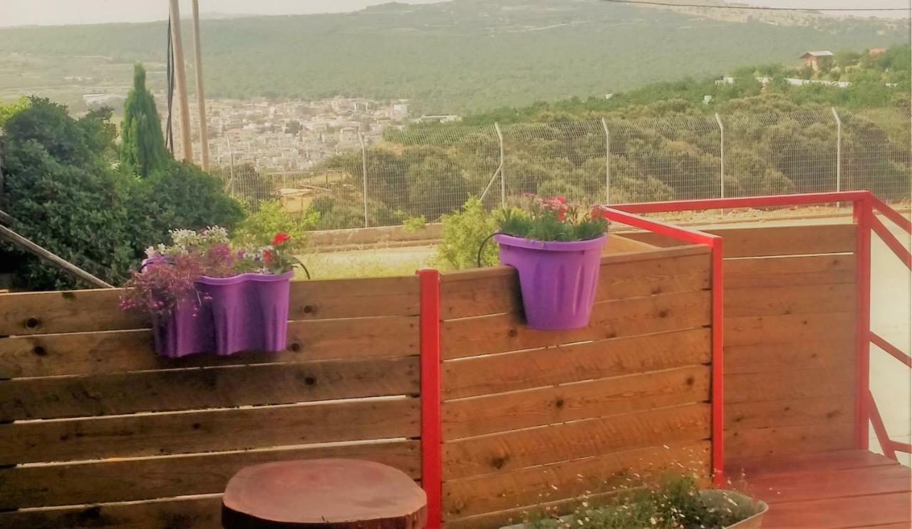 Si-Har Chalets Nimrod エクステリア 写真